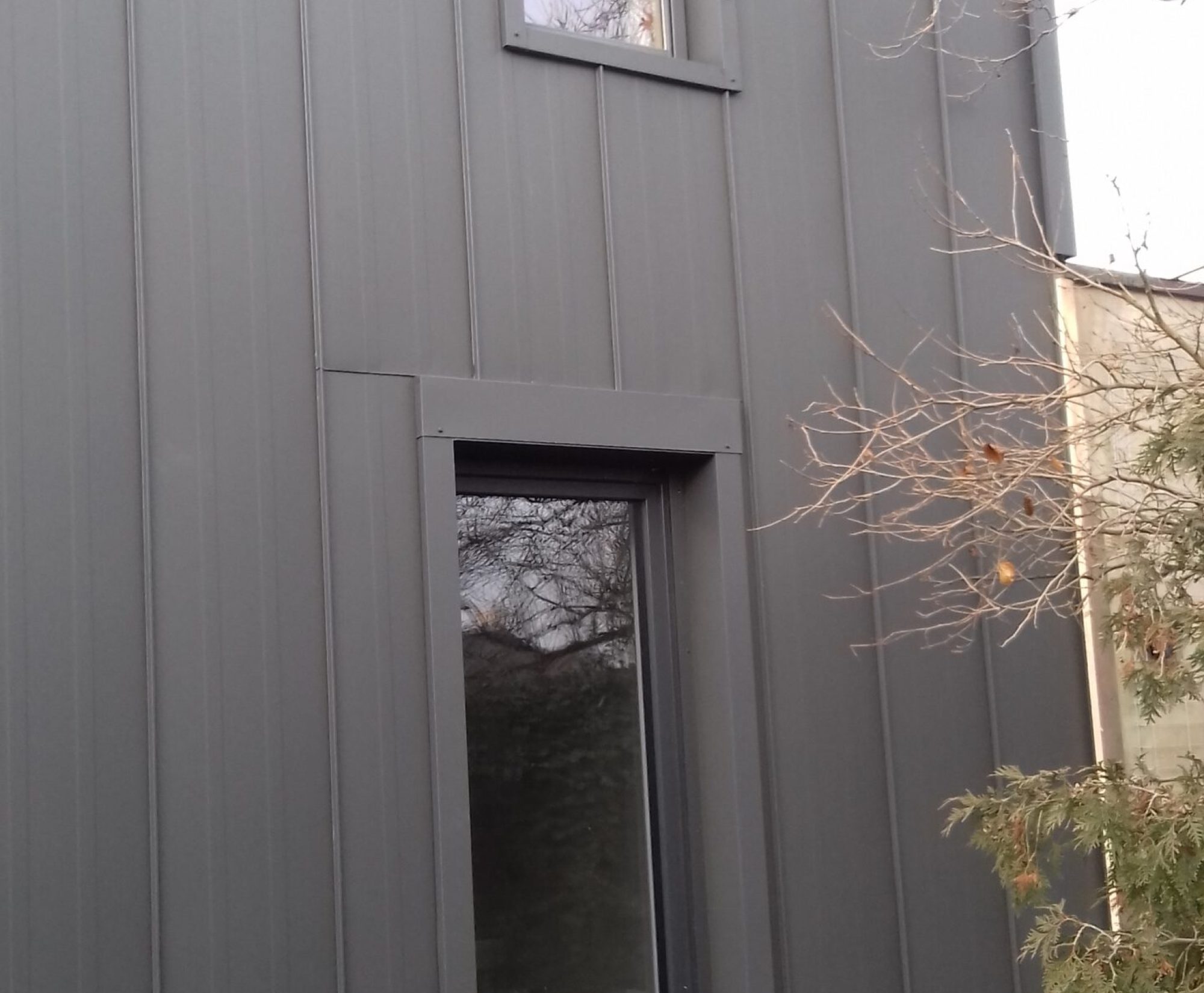 elewacja-z-blachy-na-rąbek